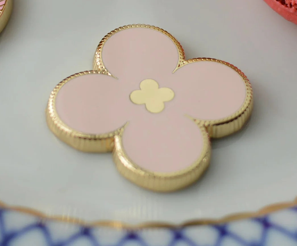 Pink Clover Needle Minder