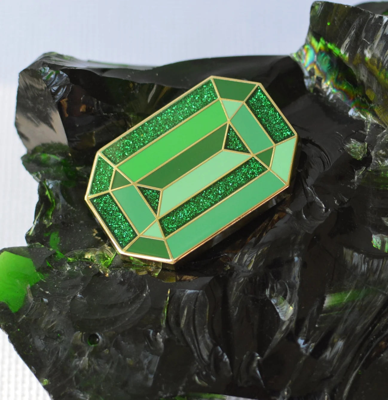 Green Gem Needle Minder