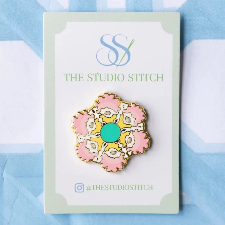 Pink Oyster Plate Needle Minder