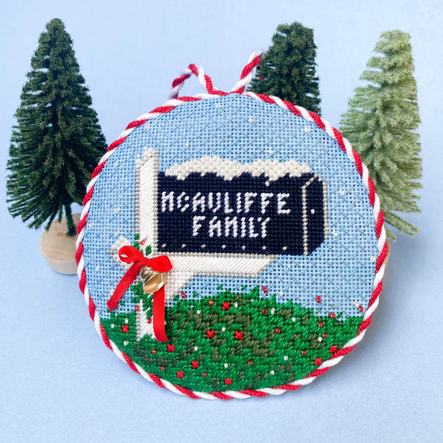 Christmas Mailbox Round Needlepoint Canvas & Stitch Guide