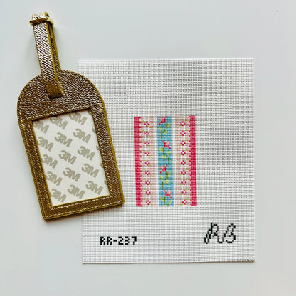 Self Finishing Set: Frilly Lily and Gold Luggage Tag