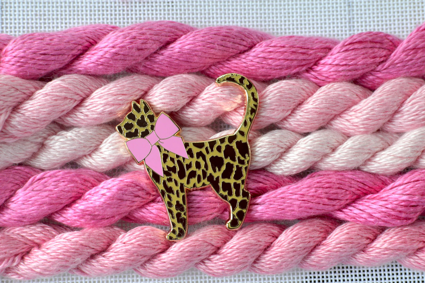 Leopard Kitty Needle Minder (Large)