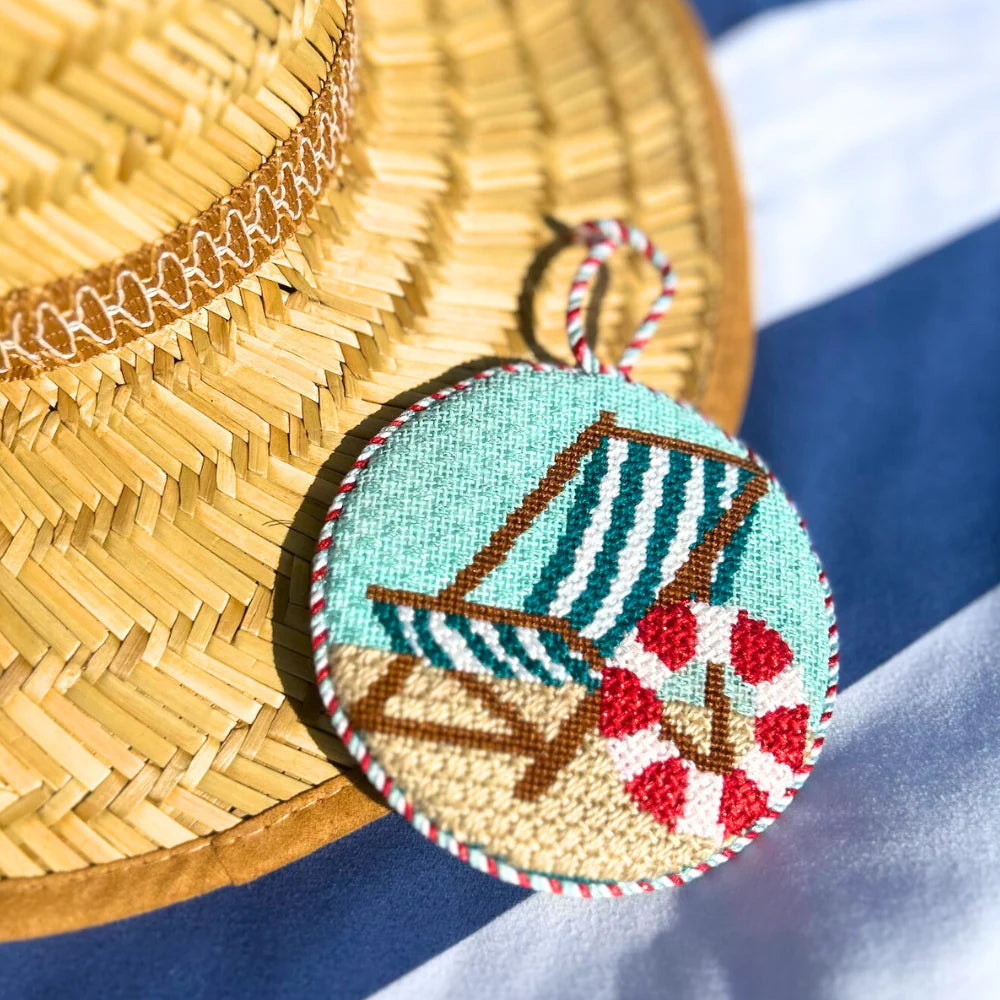 Beach Chair Round Needlepoint Canvas & Stitch Guide