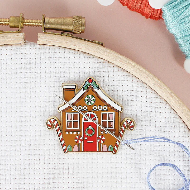 Gingerbread House Needle Minder